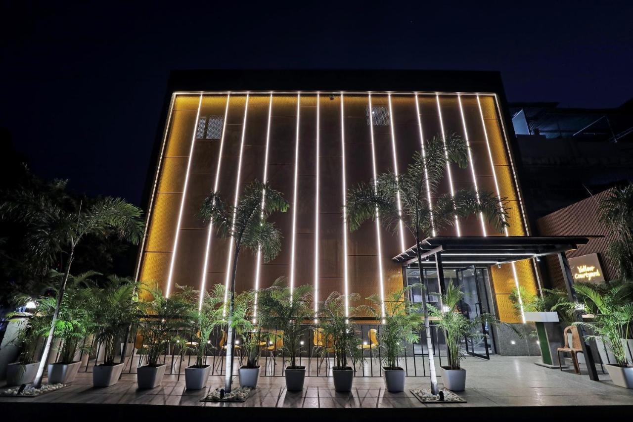 Fabhotel Oasis Yellow Courtyard 博帕尔 外观 照片