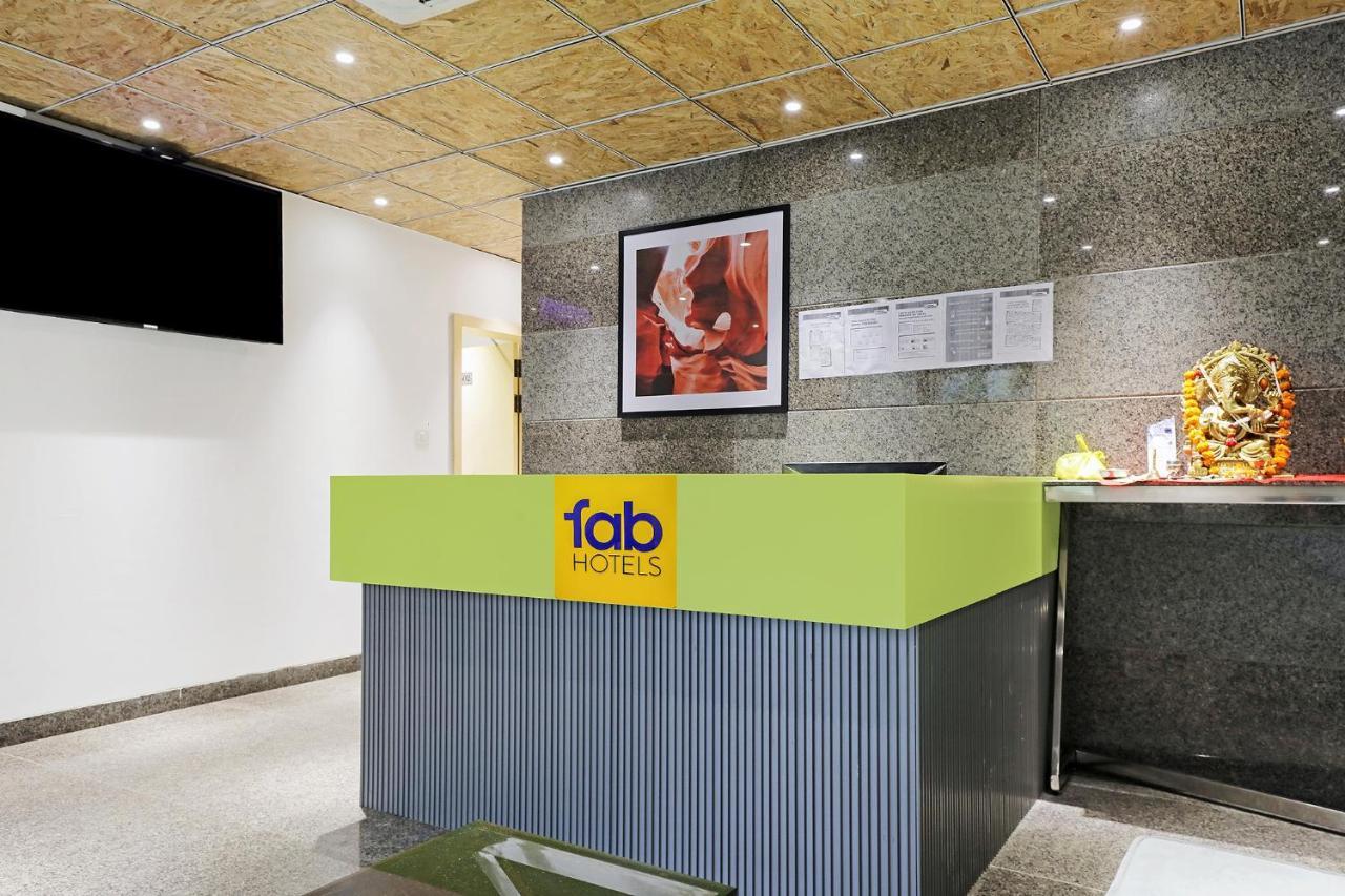 Fabhotel Oasis Yellow Courtyard 博帕尔 外观 照片