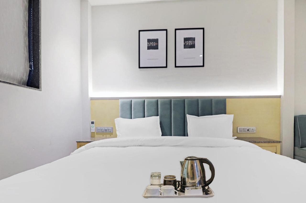 Fabhotel Oasis Yellow Courtyard 博帕尔 外观 照片