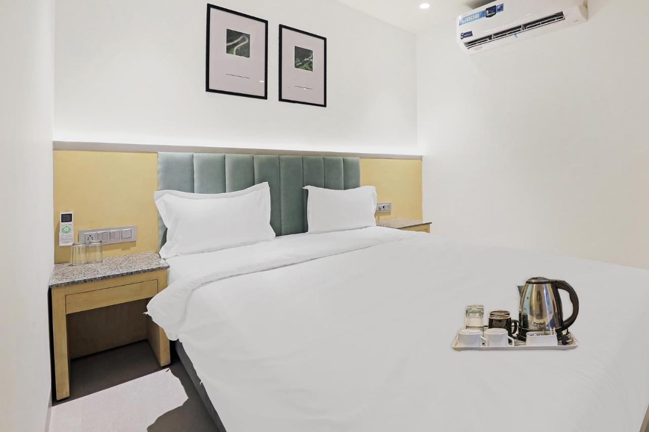 Fabhotel Oasis Yellow Courtyard 博帕尔 外观 照片